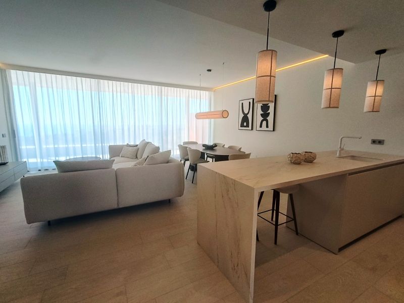 Pieni huoneisto myynnissä El Higuerón (Fuengirola)