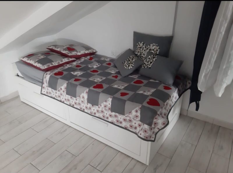 Excelente y acogedor atico con garaje, piscina e impresionantes vistas en Los Pacos, Fuengirola