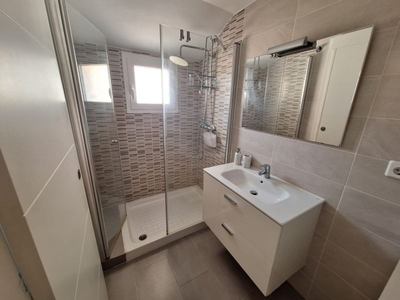 Excelente y acogedor atico con garaje, piscina e impresionantes vistas en Los Pacos, Fuengirola