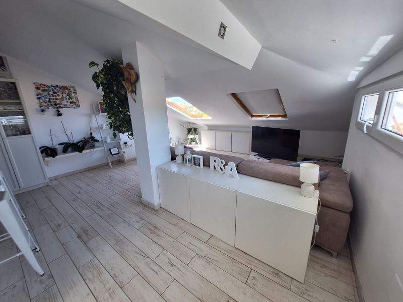 Excelente y acogedor atico con garaje, piscina e impresionantes vistas en Los Pacos, Fuengirola