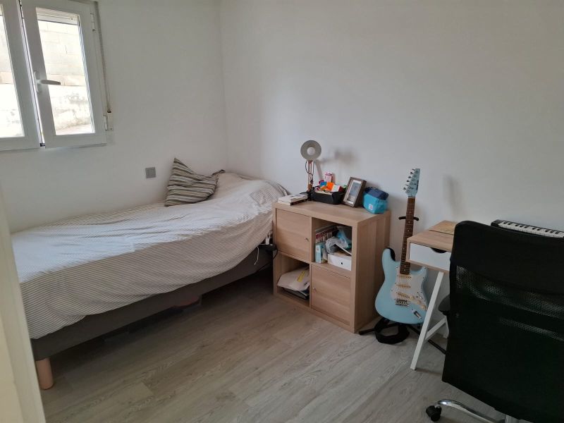 Amplio chalet independiente con vistas al mar