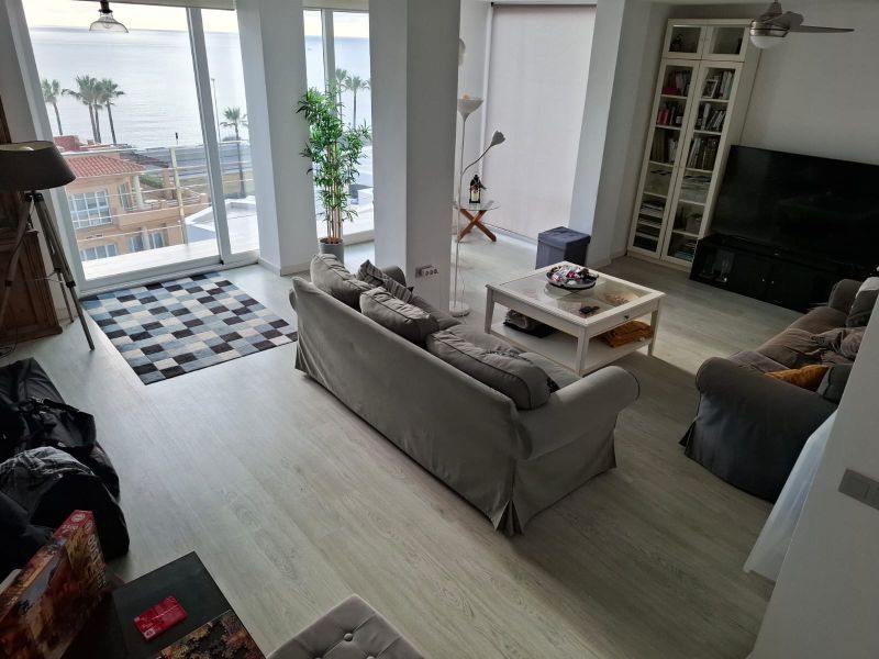 Amplio chalet independiente con vistas al mar