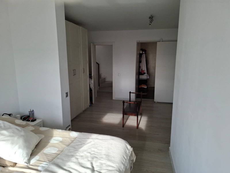 Amplio chalet independiente con vistas al mar