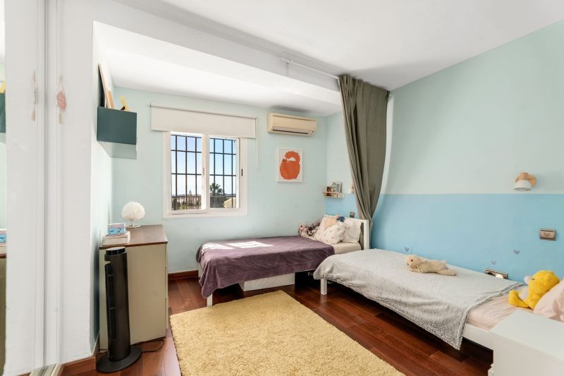 Chalet independiente en Urbanizacion CampoMijas (Fuengirola)