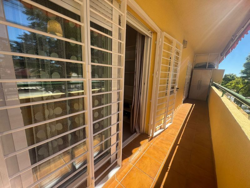 Bonito piso situado en Los Pacos, Fuengirola, con piscina y parking incluido