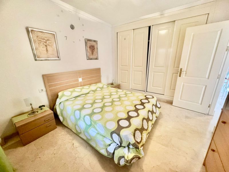 fANTASTICO OPORTUNIDAD EN LOS PACOS, FUENGIROLA.