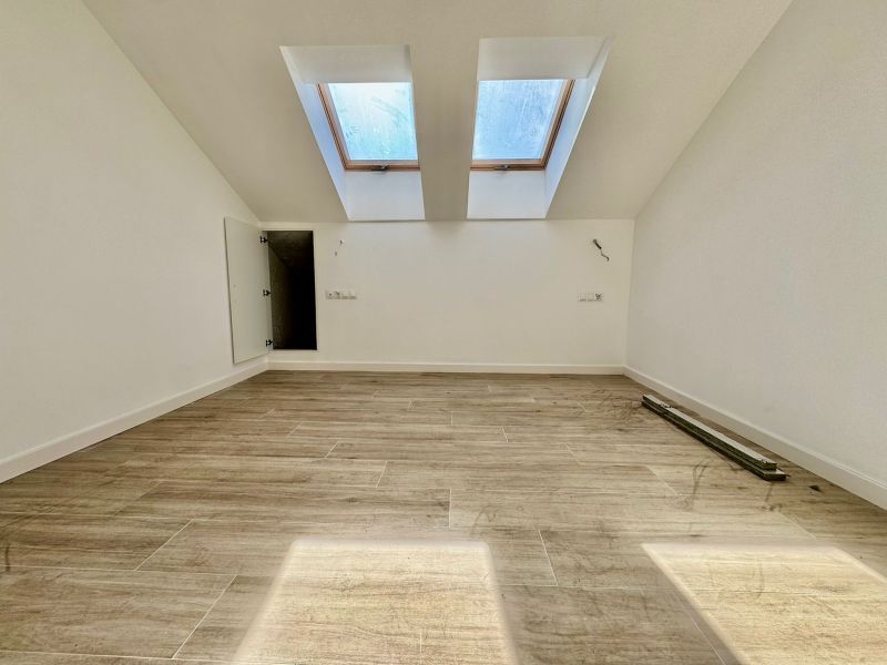 Duplex a estrenar en la zona baja de Los Pacos.