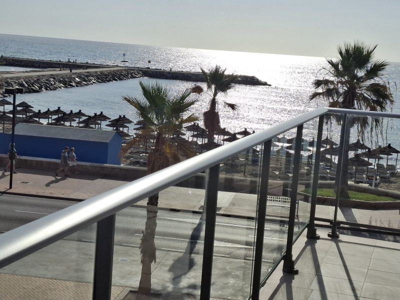 Gran piso en primera linea de Paseo Maritimo del centro de Fuengirola con garaje incluido